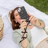 imoshion Étui design en silicone avec cordon pour l'Apple Voir les images du produit 8