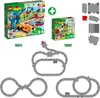 LEGO DUPLO Eisenbahn Schienen, Zugschienen-Bauset mit rotem Produktbild-Vorschau 5