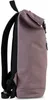 Side view of a roll-top backpack. Voir les images du produit