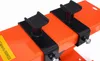 A close-up view of the orange motorcycle lift with black rubberized supports. Náhled obrázku produktu