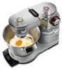 A Bosch kitchen machine with ingredients in the bowl, placed on a scale. Anteprima dell’immagine prodotto