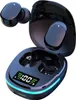 A pair of black wireless earbuds and their charging case are displayed against a white background. The charging case is open, revealing the earbuds nestled inside. A digital display on the case shows '100' and 'L' and 'R' indicators, suggesting battery sta Produktbild-Vorschau