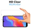 A hand is shown applying a screen protector to a smartphone. Produktbild-Vorschau