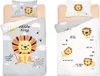 Two views of a children's bedding set featuring a lion cub illustration. Produktbild-Vorschau