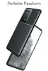 A smartphone case is shown on a white background, with a smartphone partially visible underneath. Voir les images du produit