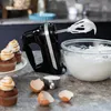 KitchenAid Handrührer mit 6 Geschwindigkeitsstufen und Produktbild-Vorschau 10