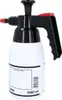 A white pump sprayer with a black and red handle and nozzle, set against a white background. Podgląd zdjęcia produktu