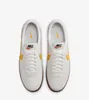 A top-down view of a pair of Nike Killshot 2 sneakers. Podgląd zdjęcia produktu