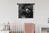 MuchoWow® Wandteppich Wandbehang Kolibri zwischen alten Produktbild-Vorschau 1