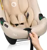 A close-up view of a beige car seat with a hand adjusting the harness. Produktbild-Vorschau