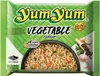The image shows the front packaging of Yum Yum Instant Noodles, Vegetable Flavor. Produktbild-Vorschau