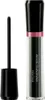 A product shot of an eyelash serum. Voir les images du produit