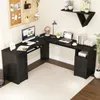 A modern home office setup featuring an L-shaped desk with computers, accessories, and shelving. Anteprima dell’immagine prodotto