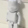 Miś Bearbrick 400% figurka do wnętrza 28cm biały Podgląd zdjęcia produktu 10