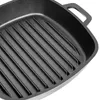 A close-up view of the interior of a grill pan. Produktbild-Vorschau