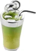 A close-up of a charm shaped like a drink in a cup with a straw. Anteprima dell’immagine prodotto