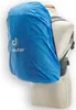 A blue backpack rain cover on a mannequin. Produktbild-Vorschau