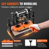 A person wearing a white glove is operating a leather embossing machine. The image highlights features of the machine with text overlays. Produktbild-Vorschau