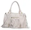 Damen-Schultertasche aus bedrucktem Wildleder mit Produktbild-Vorschau 6