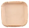 A top-down view of a stack of square, brown paper liners for an air fryer. Produktbild-Vorschau