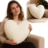 Weisses Dekoratives Kissen Als Geschenk Herz Boucle 44X36 Produktbild-Vorschau 1