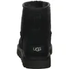 The back view of a black UGG boot. Produktbild-Vorschau