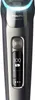 Close-up of the top portion of a Philips Series 9000 electric shaver, showing the power button and digital display. Anteprima dell’immagine prodotto
