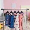 Set da 40 grucce in legno per bambini, grucce per pantaloni Anteprima dell’immagine prodotto 2