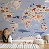 Vlies Fototapete - World Map With Animal Illustrations Produktbild-Vorschau 1