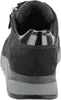 The back view of a black sneaker with a gray sole. Náhled obrázku produktu