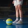 Piłka koszykowa Meteor Layup 4 żółty/niebieski, piłka Podgląd zdjęcia produktu 5
