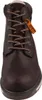 A close-up, front-facing view of a brown leather boot. Voir les images du produit