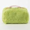 Sac de toilette de voyage The Grinch Voir les images du produit 2