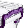 A close-up view of the purple latch and clear plastic container. Náhled obrázku produktu