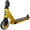 Close-up view of the front of a gold freestyle scooter. Voir les images du produit