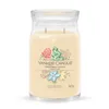 A Yankee Candle Christmas Cookie scented candle in a glass jar with a lid. Produktbild-Vorschau