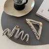 sada 4 kovových sponek do vlasů Silver Large Hair Clips Náhled obrázku produktu 4