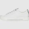 A side view of a white Remonte sneaker against a light gray background. Anteprima dell’immagine prodotto