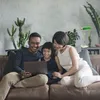 Relaxdays stolní lampa zelená, skleněná stolní lampa, retro Náhled obrázku produktu 3