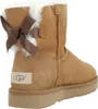 A single Ugg boot is shown from the side against a white background. Produktbild-Vorschau