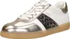 A single women's sneaker is shown from a side-diagonal angle against a white background. Voir les images du produit