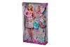 A doll in its packaging, with accessories. Anteprima dell’immagine prodotto