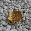 Räucherstäbchenhalter klein Blume Metall gold Blüte Produktbild-Vorschau 12