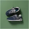 New Balance ML574EVN sneakers colore blu navy da uomo Anteprima dell’immagine prodotto 3