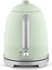 A light green electric kettle with a silver handle and base, shown from the front. Voir les images du produit