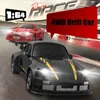 Two remote control drift cars on a race track, with marketing text overlays. Náhled obrázku produktu