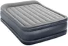 A studio shot of an inflatable mattress. Náhled obrázku produktu