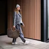 Reisenthel loopbag hobo, Frau, Hobo-Tasche, Produktbild-Vorschau 2