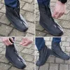 A collage showing the steps of putting on waterproof shoe covers. Produktbild-Vorschau