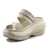 CROCS CLASSIC MEGA CRUSH SANDAL Beige Produktbild-Vorschau 3